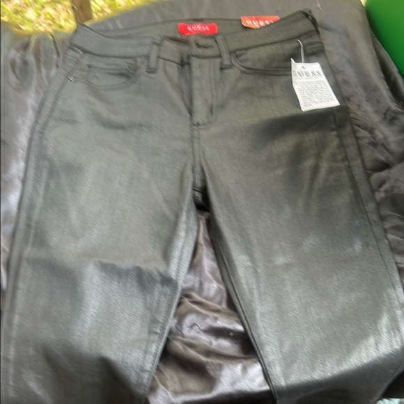 Guess Denim - GUESS Women's Black skinny jeans sz26 nwts